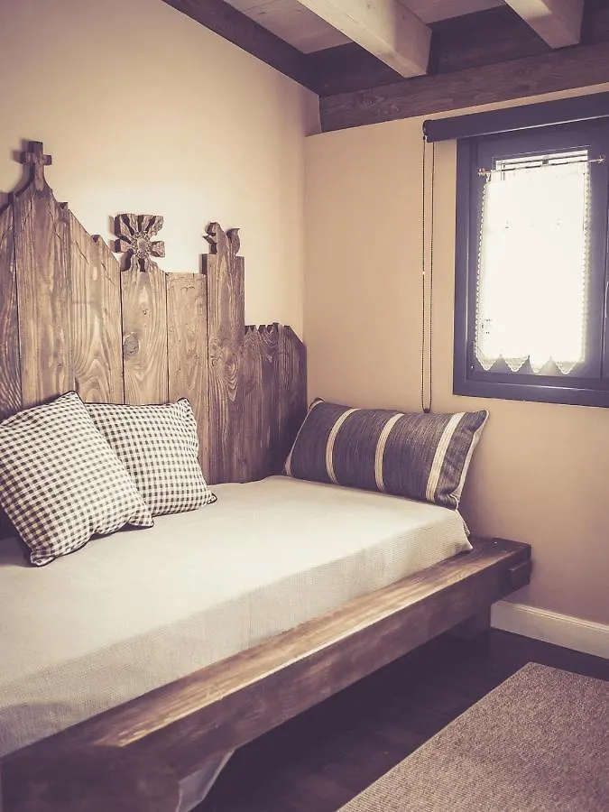 Country house La Casa Delbelga Guest House Muskiz Spain